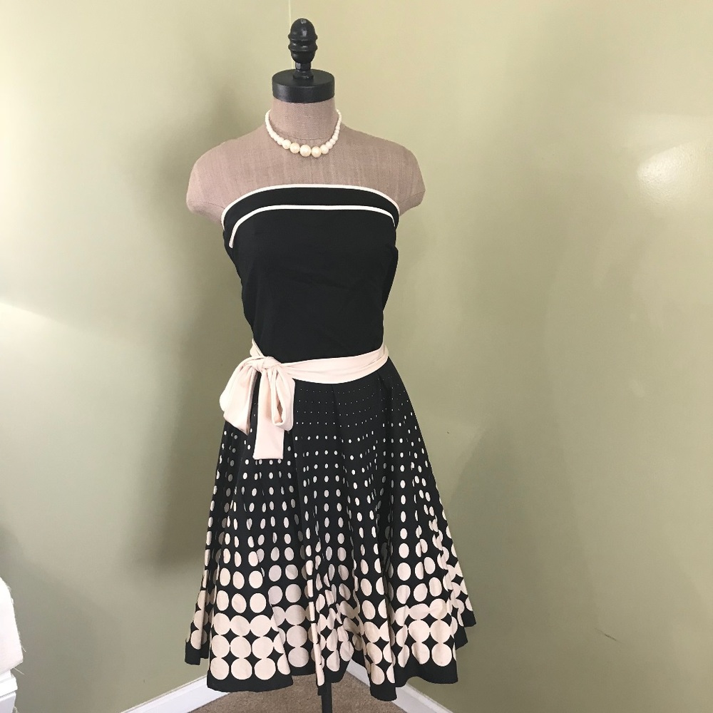 Black Strapless Dress with Beige Design